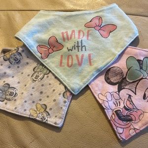 3pc Minnie Mouse teething bibs